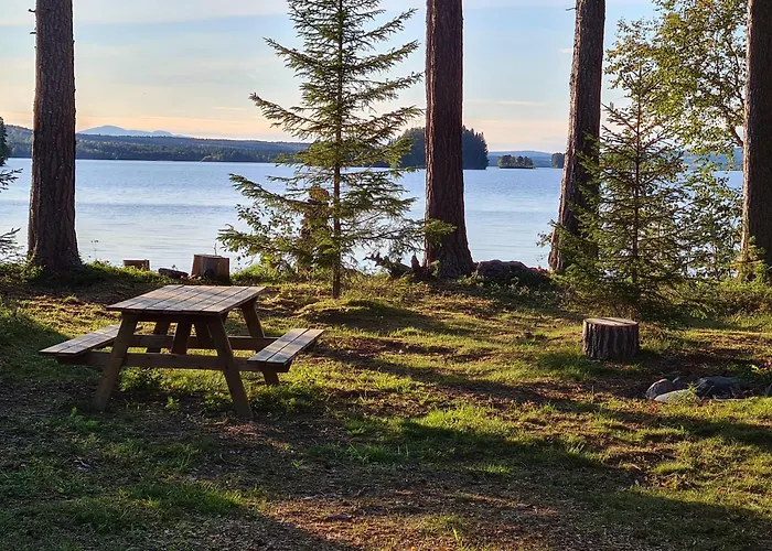 Blockhaus Am See - Komfort Umgeben Von Natur!